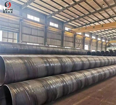 Las razones de la curvatura de tubos soldados longitudinales y cómo enderezarlos